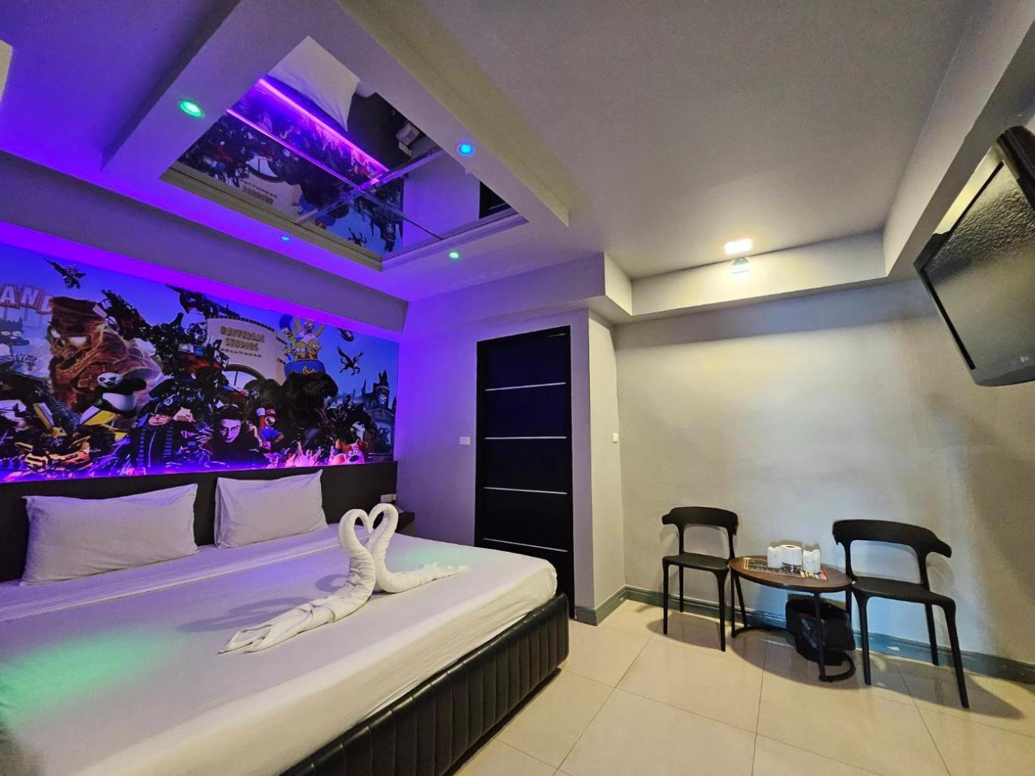 Hollywood Dannok Hotel Sadao ภายนอก รูปภาพ